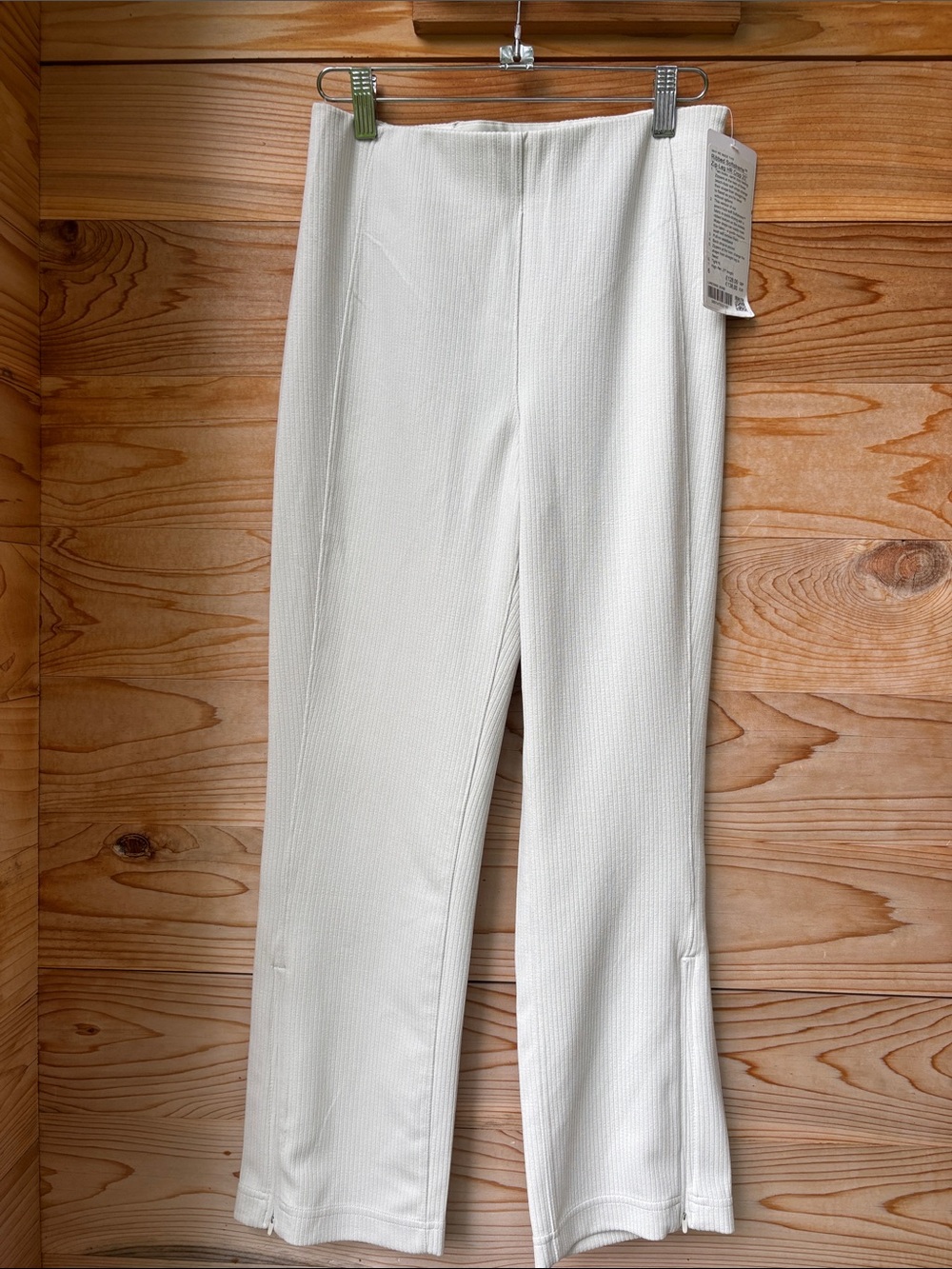 NWT Lululemon Ribbed Softstreme Zip-Leg High-Rise Crop Pant Bone Size 6 - Picture 2 of 9